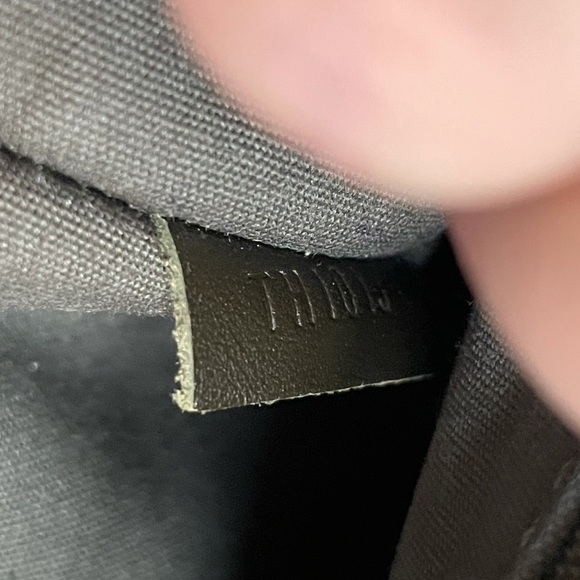 SOLD Louis Vuitton Lin Shoulder Bag - Picture 7 of 7